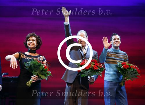 Utrecht 27 oktober 2013
Premiere Sonneveld in de schouwburg van Utrecht met Tony Neef en Mariska v Kolck in de hoofdrollen. Albert Verlinde is de producent.
