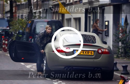Amsterdam 25 oktober 2013
Victoria Koblenko in haar jaguar