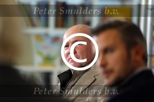 Amsterdam 4 november 2014
Presentatie sinterklaasboeken in de bibliotheek van Amsterdam. Aanwezig zijn Albert Verlinde Winston Gerschtanowitz Andre Kuipers en Paul v Vliet.