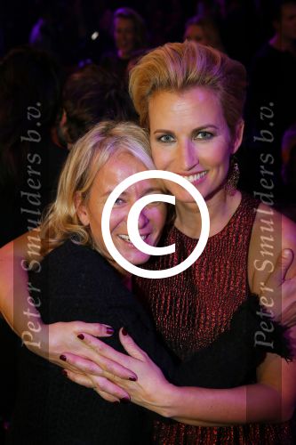 Hilversum 27 oktober 2014
Finale Hollands next top model 2014 HNTM in studio 21 gepresenteerd door Anouk Smulders en Fred v Leer.Finalisten zijn Nicky Opheij Sanne Aisha en Debbie Dhillon. In de jury zitten Freek Koster May Britt Mobach en Dirk Kikstra.