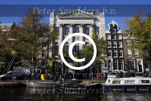 Amsterdam 15 oktober 2014
Buddha to Buddha booyt en Bus bij ADE voor felix Meritis.