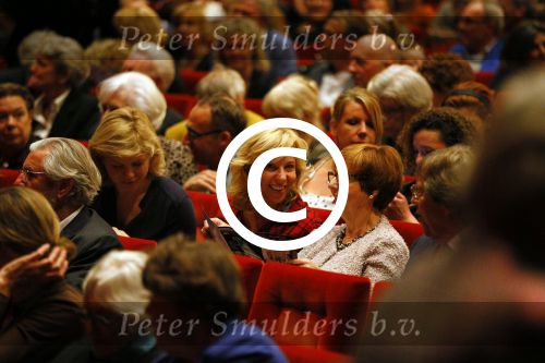 Utrecht 4 november 2014
Premiere Annie MG Schmidt op soestdijk in de schouwburg van Utrecht.
Claudia de Breij met nieuwe vriendin Jessica