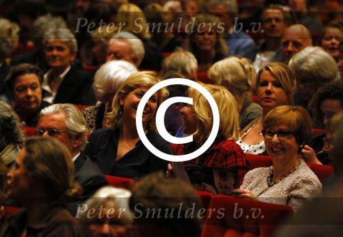 Utrecht 4 november 2014
Premiere Annie MG Schmidt op soestdijk in de schouwburg van Utrecht.
Claudia de Breij met nieuwe vriendin Jessica