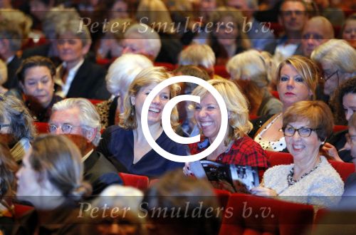 Utrecht 4 november 2014
Premiere Annie MG Schmidt op soestdijk in de schouwburg van Utrecht.
Claudia de Breij met nieuwe vriendin Jessica