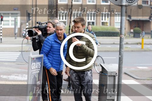 Amsterdam 5 november 2014
Dave en Dries Roelvink gaan rennen in het vondelpark voor hun soap die binnenkort op sbs6 uitgezonden wordt.