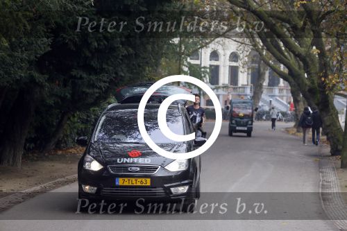 Amsterdam 5 november 2014
Dave en Dries Roelvink gaan rennen in het vondelpark voor hun soap die binnenkort op sbs6 uitgezonden wordt.
