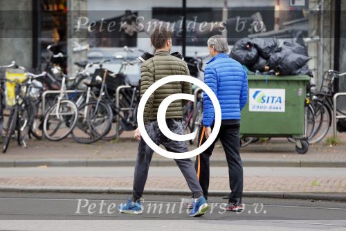 Amsterdam 5 november 2014
Dave en Dries Roelvink gaan rennen in het vondelpark voor hun soap die binnenkort op sbs6 uitgezonden wordt.