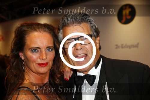 Hilversum 27 oktober 2014
Premiere film pak van mijn hart van Kees v Nieuwkerk. Emile Ratelband met zijn vriendin