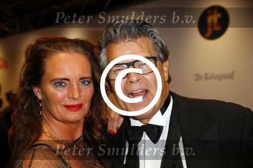 Hilversum 27 oktober 2014
Premiere film pak van mijn hart van Kees v Nieuwkerk. Emile Ratelband met zijn vriendin