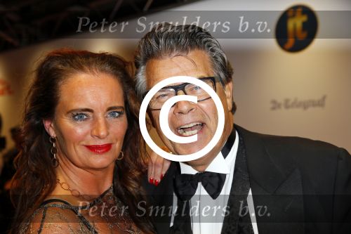 Hilversum 27 oktober 2014
Premiere film pak van mijn hart van Kees v Nieuwkerk. Emile Ratelband met zijn vriendin