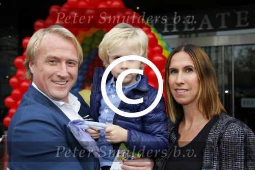 Utrecht 25 oktober 2014
Premiere Woezel en Pip in het beatrixtheater.
Frank Botman met vrouw en zoon