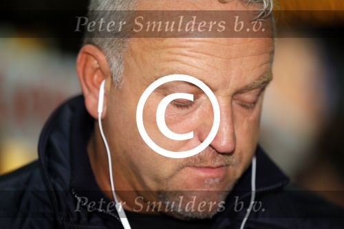 Schiphol 26 oktober 2014
Gordon vertrekt vanaf schiphol voor een reclamestunt van Kitkat naar een onbewoond eiland.