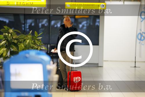 Schiphol 26 oktober 2014
Gordon vertrekt vanaf schiphol voor een reclamestunt van Kitkat naar een onbewoond eiland.