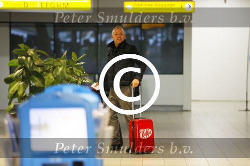 Schiphol 26 oktober 2014
Gordon vertrekt vanaf schiphol voor een reclamestunt van Kitkat naar een onbewoond eiland.