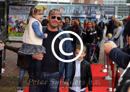 Utrecht 25 oktober 2014
Premiere Woezel en Pip in het beatrixtheater. Jeroen v Koningsbrugge met vrouw en kinderen