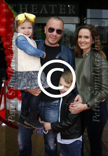 Utrecht 25 oktober 2014
Premiere Woezel en Pip in het beatrixtheater. Jeroen v Koningsbrugge met vrouw en kinderen