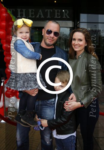 Utrecht 25 oktober 2014
Premiere Woezel en Pip in het beatrixtheater. Jeroen v Koningsbrugge met vrouw en kinderen