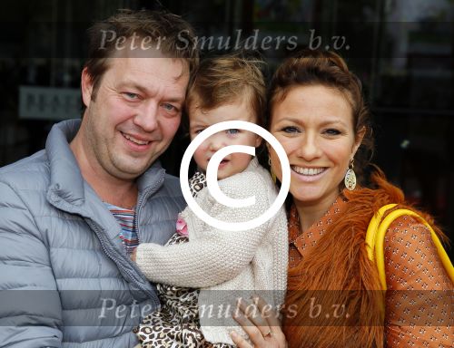 Utrecht 25 oktober 2014
Premiere Woezel en Pip in het beatrixtheater. Jessica Mendels met man en dochter