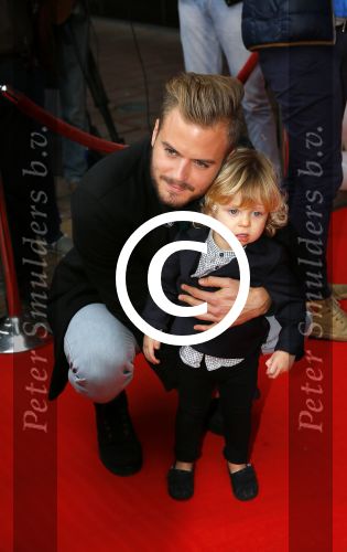 Utrecht 25 oktober 2014
Premiere Woezel en Pip in het beatrixtheater. Jim Bakkum met zoon