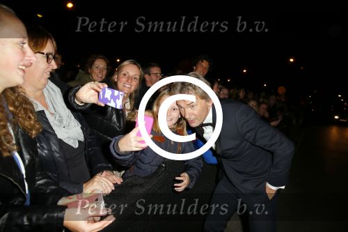 Hilversum 27 oktober 2014
Premiere film pak van mijn hart van Kees v Nieuwkerk. Matthijs v Nieuwkerk met zijn dochter Jet
