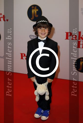 Hilversum 27 oktober 2014
Premiere film pak van mijn hart van Kees v Nieuwkerk.
Nathan Meeter met familie