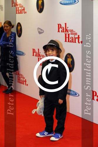 Hilversum 27 oktober 2014
Premiere film pak van mijn hart van Kees v Nieuwkerk.
Nathan Meeter met familie