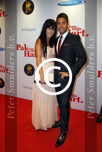 Hilversum 27 oktober 2014
Premiere film pak van mijn hart van Kees v Nieuwkerk. Nick Schilder met zijn vriendin