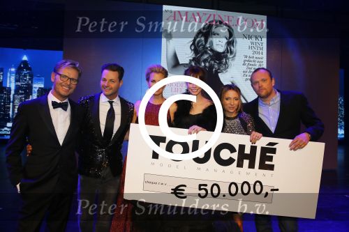 Hilversum 27 oktober 2014
Finale Hollands next top model 2014 HNTM in studio 21 gepresenteerd door Anouk Smulders en Fred v Leer.Finalisten zijn Nicky Opheij Sanne Aisha en Debbie Dhillon. In de jury zitten Freek Koster May Britt Mobach en Dirk Kikstra.