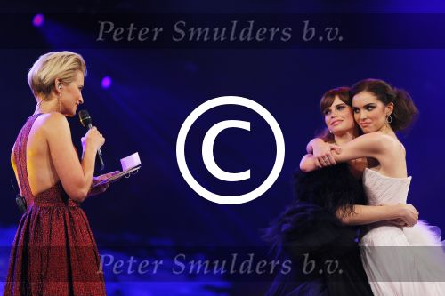 Hilversum 27 oktober 2014
Finale Hollands next top model 2014 HNTM in studio 21 gepresenteerd door Anouk Smulders en Fred v Leer.Finalisten zijn Nicky Opheij Sanne Aisha en Debbie Dhillon. In de jury zitten Freek Koster May Britt Mobach en Dirk Kikstra.