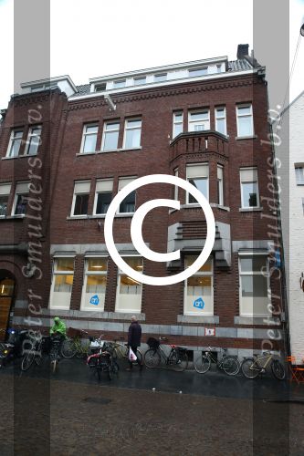 Maastricht, 29 Oktober 2014
Het Gemeentehuis van Maastricht op de markt, de Gay Kroeg bij de Markt en het appratement waar Onno Hoes woont