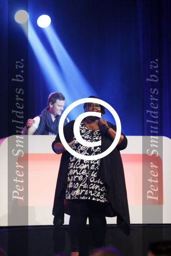 Hilversum 27 oktober 2014
Finale Hollands next top model 2014 HNTM in studio 21 gepresenteerd door Anouk Smulders en Fred v Leer.Finalisten zijn Nicky Opheij Sanne Aisha en Debbie Dhillon. In de jury zitten Freek Koster May Britt Mobach en Dirk Kikstra.
