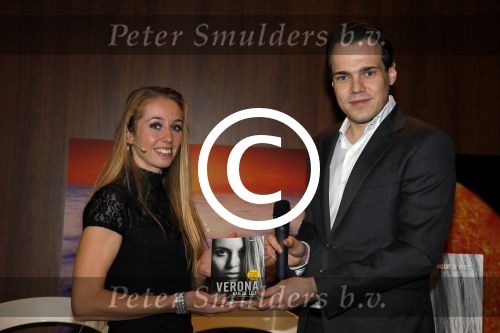 Nootdorp 29 oktober 2014
Boekpresentatie Verona v d Leur bij Motel v d Valk. Verona met de uitgever en schrijver Vincent de Vries