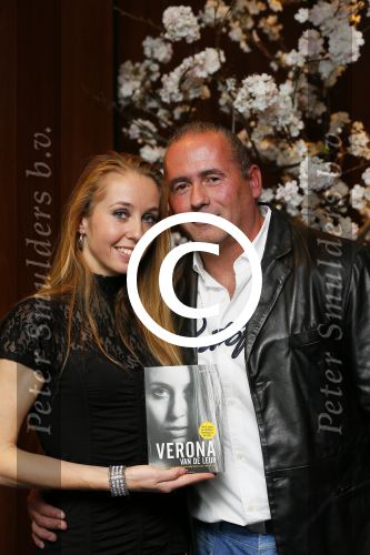 Nootdorp 29 oktober 2014
Boekpresentatie Verona v d Leur bij Motel v d Valk. Verona met haar vriend