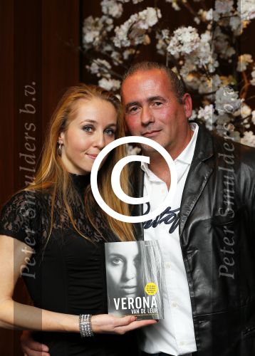 Nootdorp 29 oktober 2014
Boekpresentatie Verona v d Leur bij Motel v d Valk. Verona met haar vriend
