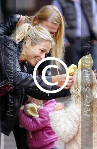 Utrecht 25 oktober 2014
Premiere Woezel en Pip in het beatrixtheater. Wendy v Dijk met dochter Lizzy en een vriendin