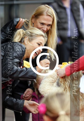 Utrecht 25 oktober 2014
Premiere Woezel en Pip in het beatrixtheater. Wendy v Dijk met dochter Lizzy en een vriendin