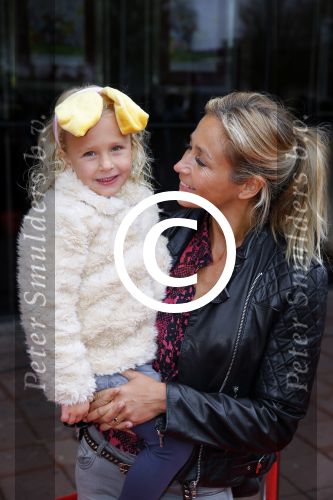 Utrecht 25 oktober 2014
Premiere Woezel en Pip in het beatrixtheater. Wendy v Dijk met dochter Lizzy en een vriendin