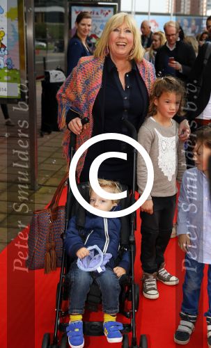 Utrecht 25 oktober 2014
Premiere Woezel en Pip in het beatrixtheater. Willeke Alberti met kleinzoon