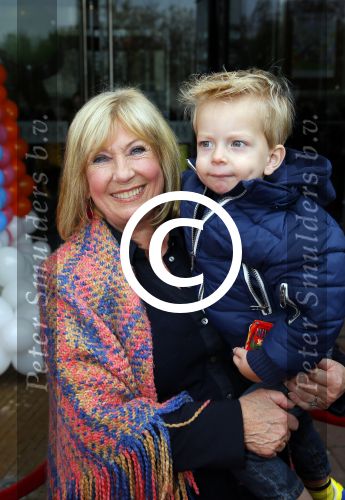 Utrecht 25 oktober 2014
Premiere Woezel en Pip in het beatrixtheater. Willeke Alberti met kleinzoon