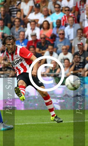 Eindhoven, 30 Augustus 2015
Kompetitie Seizoen 2015/2016
PSV-SC Feyenoord, eindstand 3-1
Andres Guardado