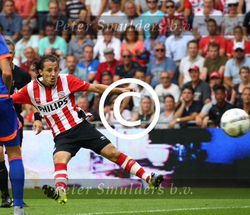 Eindhoven, 30 Augustus 2015
Kompetitie Seizoen 2015/2016
PSV-SC Feyenoord, eindstand 3-1
Andres Guardado