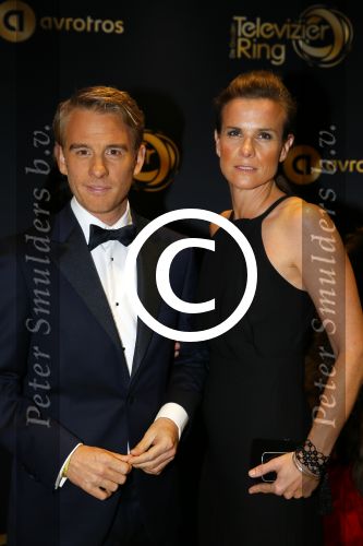 Amsterdam 15 oktober 2015
Uitreiking van de 50e televizierring in carre. Art Rooijakkers en partner Andrea Pleijtte