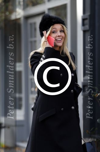 Amsterdam 13 november 2015 
Chantal janzen bellend op straat.