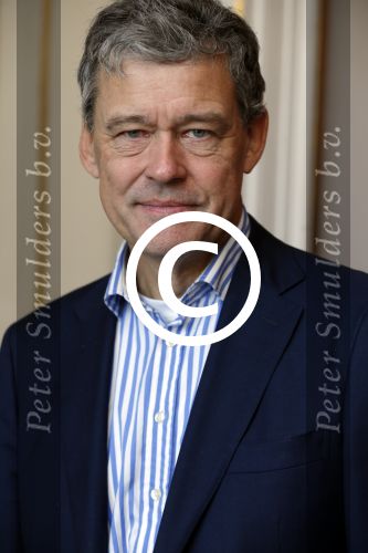 Amsterdam 3 november 2015
Perspresentatie en 10 jarig bestaan Max tv op paleis soestdijk.
Charles Groenhuijsen