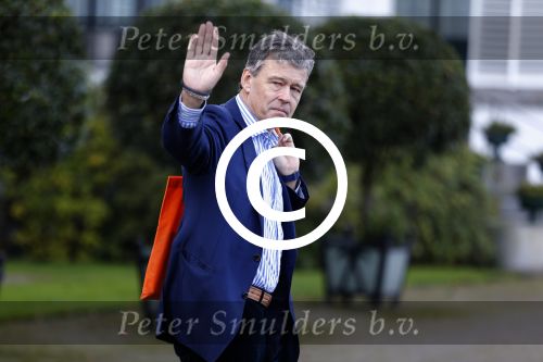 Amsterdam 3 november 2015
Perspresentatie en 10 jarig bestaan Max tv op paleis soestdijk.
Charles Groenhuijsen