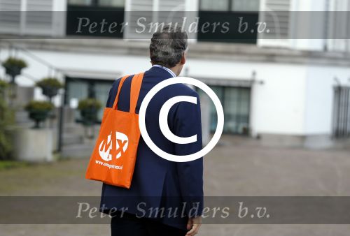 Amsterdam 3 november 2015
Perspresentatie en 10 jarig bestaan Max tv op paleis soestdijk.
Charles Groenhuijsen