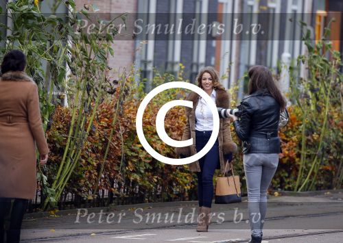 Amsterdam 13 november 2015
Christie Bokma de vriendin van Rafael v d Vaart wordt gefotografeerd door Dagmar lap. Christie werkt voor Stella Agency.