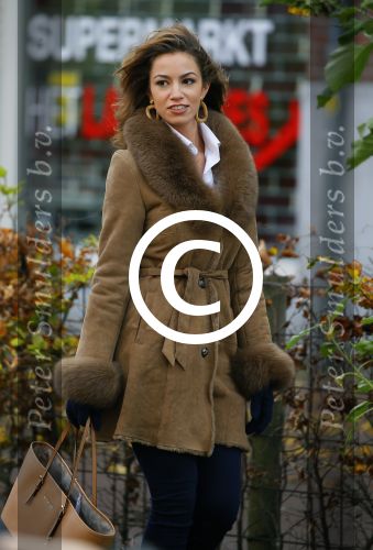 Amsterdam 13 november 2015
Christie Bokma de vriendin van Rafael v d Vaart wordt gefotografeerd door Dagmar lap. Christie werkt voor Stella Agency.