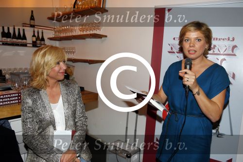 Amsterdam 27 oktober 2015
Boekpresentatie Claudia de Breij . Ook vriendin Jessica v Geel is aanwezig.