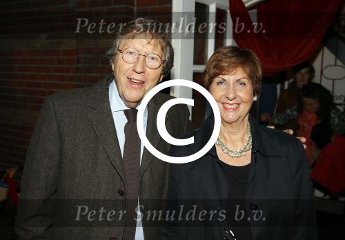 Amsterdam 27 oktober 2015
Boekpresentatie Claudia de Breij . Ook vriendin Jessica is aanwezig.
vader en moeder (ouders)Claudia de Breij